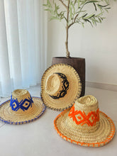 Charger l'image dans la galerie, 👒 Chapeau berbère brodé