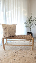 Charger l'image dans la galerie, Banc artisanal en bois & doum naturel – Ibeldi Souk