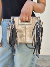 Charger l&#39;image dans la galerie, Sac Mira en cuir argent
