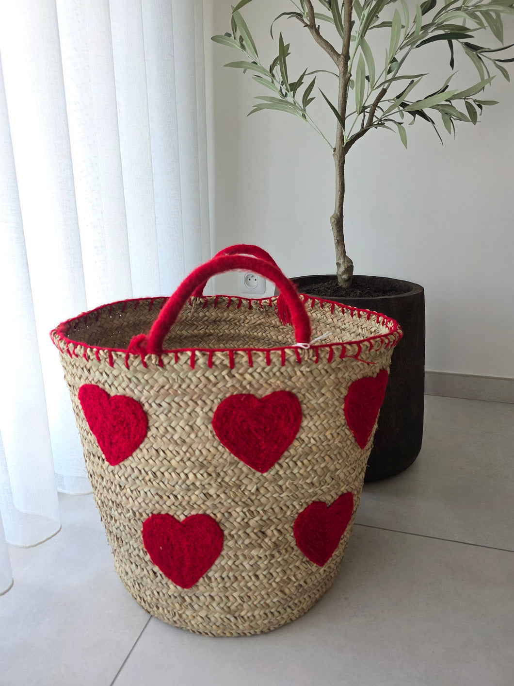 Panier rond cœur brodé