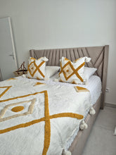 Charger l&#39;image dans la galerie, Ensemble couvre lit + 2coussins
