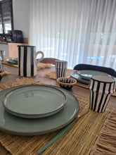Charger l&#39;image dans la galerie, ⚫ Verre rayé noir – Artisanat marocain
