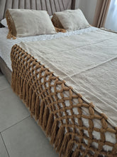 Charger l&#39;image dans la galerie, Ensemble couvre lit + 2 coussins frange
