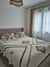 Charger l&#39;image dans la galerie, Ensemble couvre lit + 2 coussins

