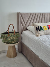 Charger l&#39;image dans la galerie, Coussin Habibi
