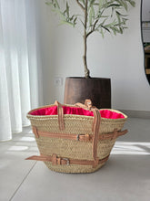 Charger l&#39;image dans la galerie, 💕 Panier doublé rose – Anses longues en cuir

