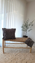 Charger l'image dans la galerie, Banc artisanal en bois &amp; doum naturel – Ibeldi Souk
