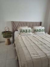 Charger l&#39;image dans la galerie, Coussin Habibi
