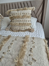 Charger l&#39;image dans la galerie, Ensemble couvre lit + 2 coussins
