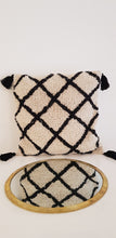 Charger l&#39;image dans la galerie, Coussin Lamia
