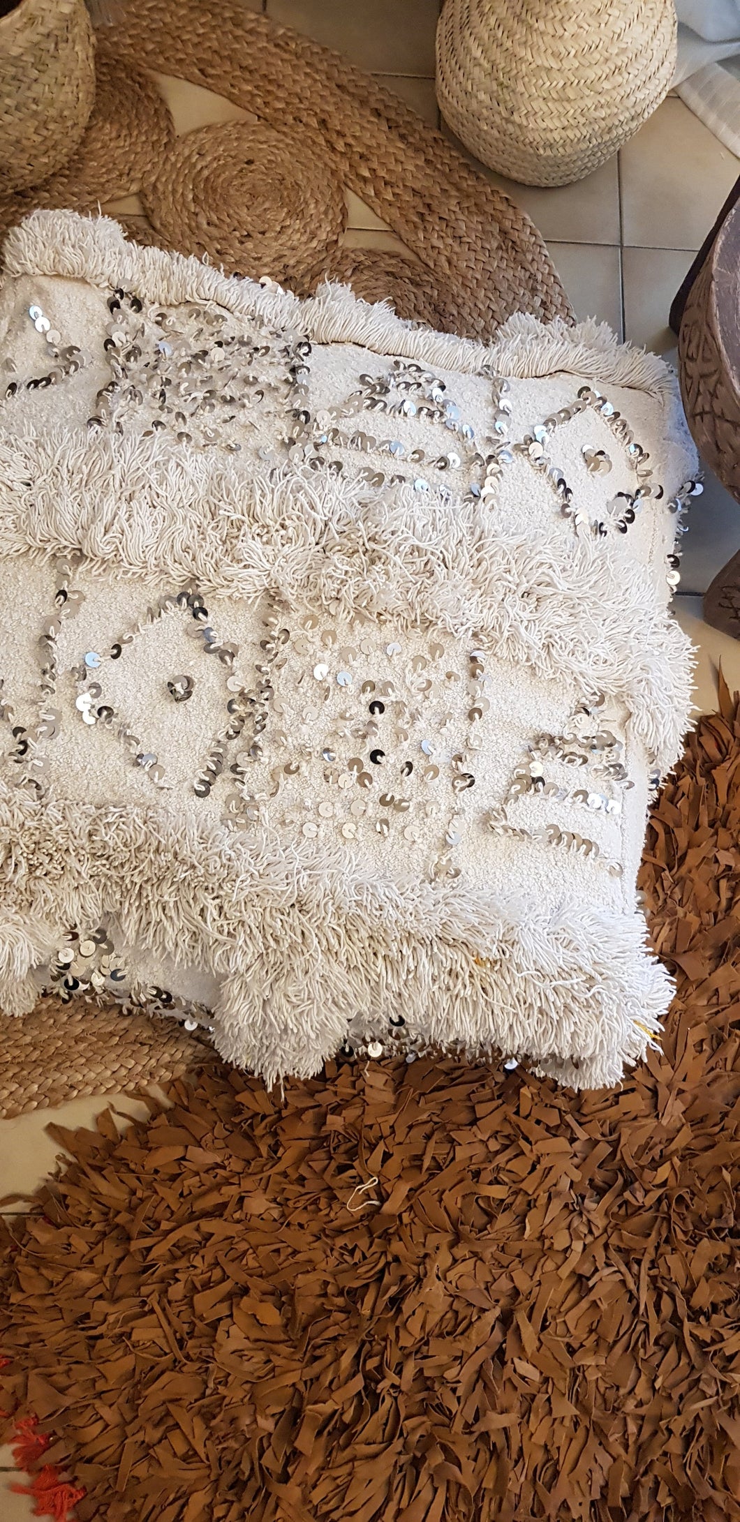Pouf handira blanc et sequins