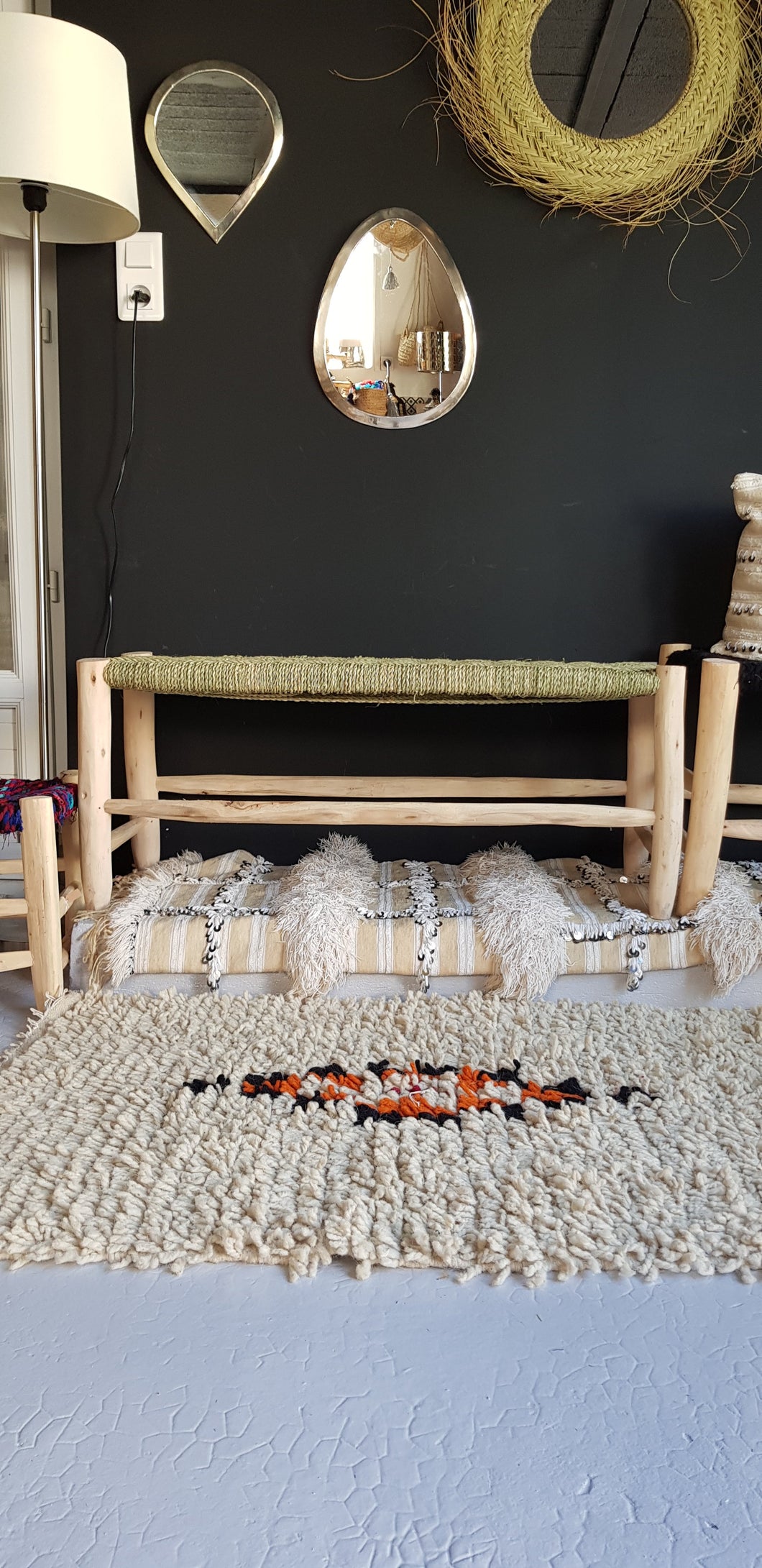 Banc en bois et doum