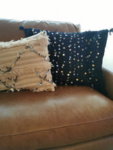 Charger l&#39;image dans la galerie, Coussin handira sequins
