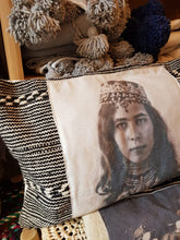 Charger l&#39;image dans la galerie, Coussin louisa
