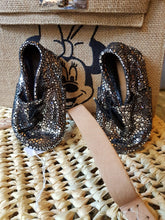 Charger l&#39;image dans la galerie, chausson bébé
