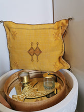 Charger l&#39;image dans la galerie, Housse coussin sabra jaune
