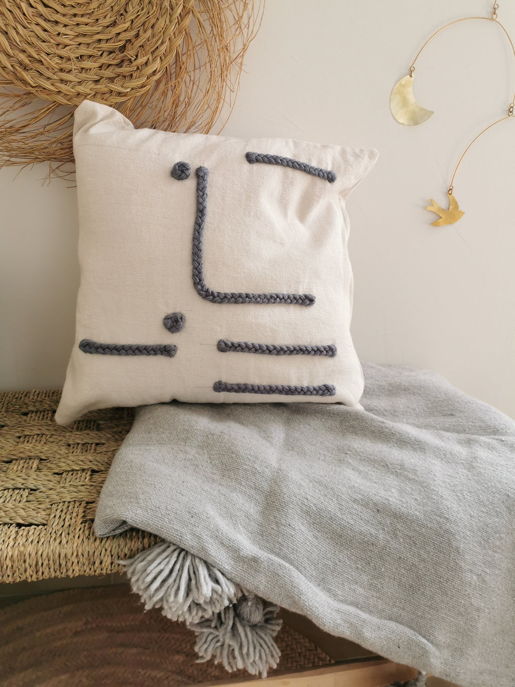 Housse de coussin design gris