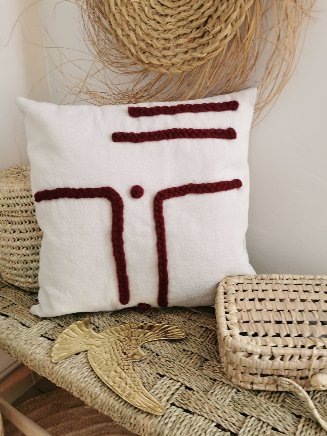 Housse de coussin design bordeaux