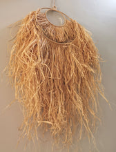 Charger l&#39;image dans la galerie, Collier raphia
