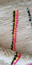 Charger l&#39;image dans la galerie, Tapis de couleurs - 177x131cm
