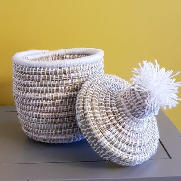 Corbeille berbère blanche