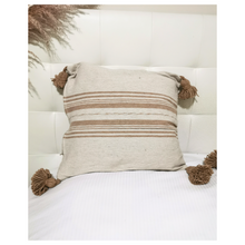 Charger l&#39;image dans la galerie, Housse de Coussin beige motifs marron

