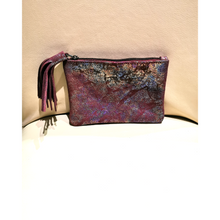 Charger l&#39;image dans la galerie, Porte-monnaie en cuir aubergine pailleté
