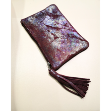 Charger l&#39;image dans la galerie, Porte-monnaie en cuir aubergine pailleté
